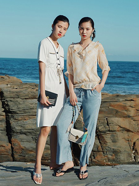 夏日穿搭典籍 一个品牌的魅力：YIMEINI伊美妮服饰