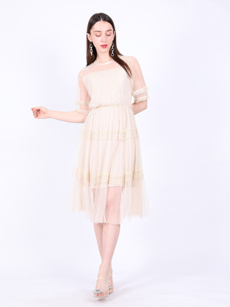 莎斯莱思春夏新品 让你成为春夏中最动人的存在