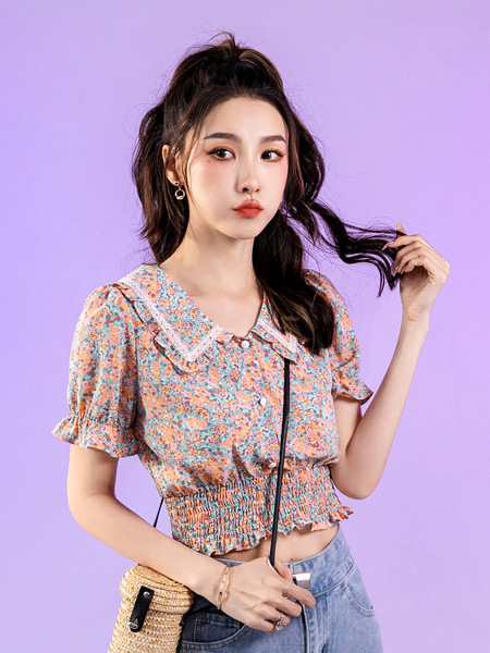 爱依莲春夏新品 穿上精美的服饰 营造更美的质感