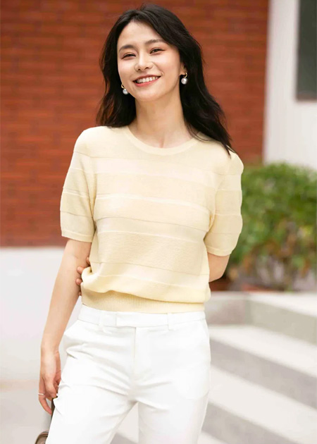 伊美妮女装 与你共享仲夏夜的所有美好